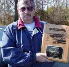2004ecirsrace1_files/ecirswinnerbarrygaudettetn.jpg