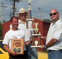 RobKenderRoswelltrophiestn.jpg